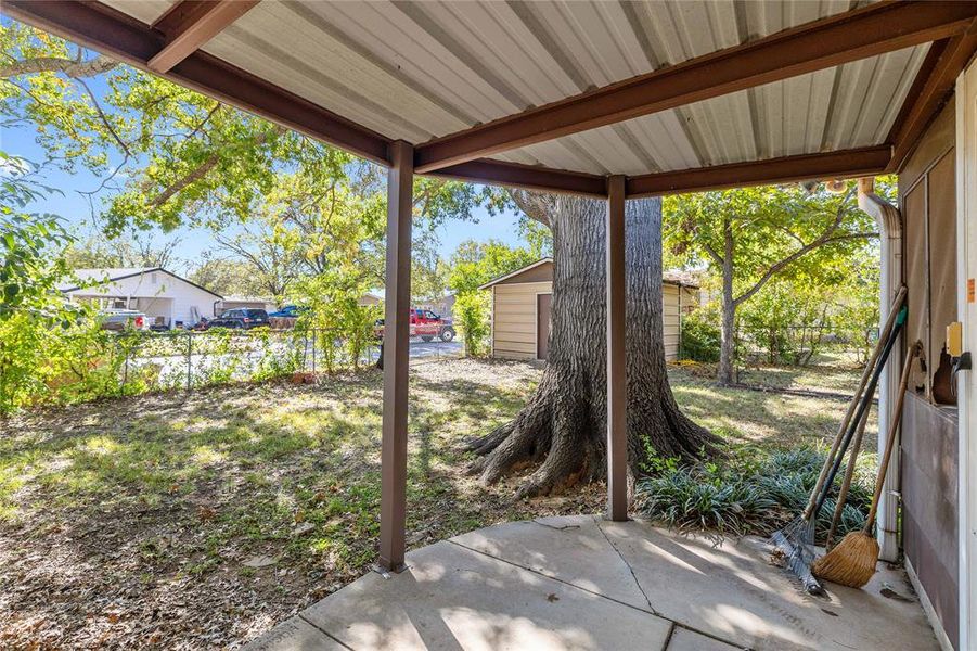 Exterior details and patio area of a home in , Brownwood (Image 22).