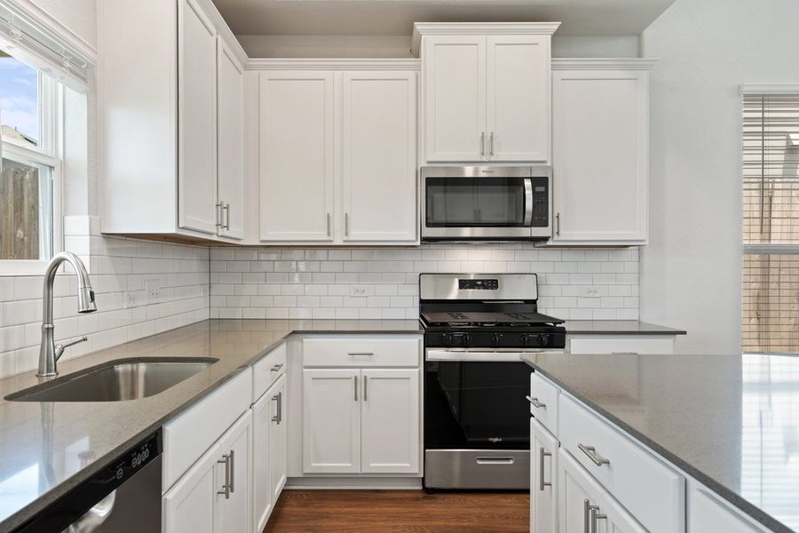 Furnished interior view inside a new home in Porter Country, Buda (Image 11).