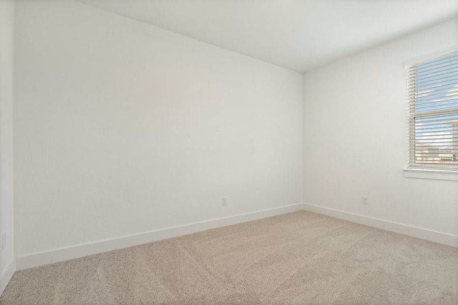 Spacious, unfurnished interior of a new home in Crosswinds, Kyle (Image 25).