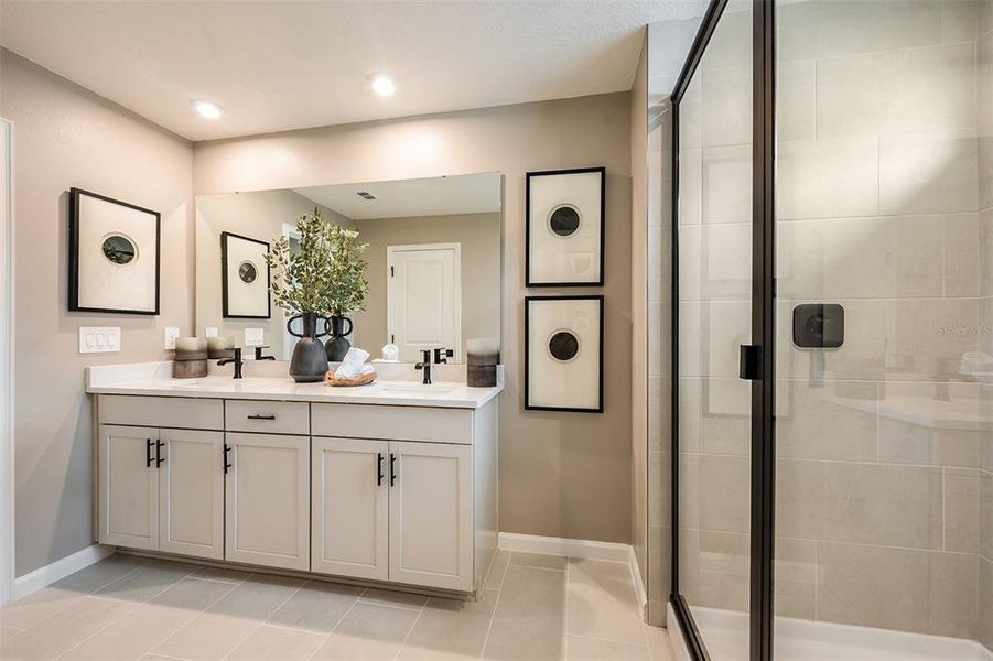 Furnished interior view inside a new home in Pasadena Ridge Master, Dade City (Image 25).