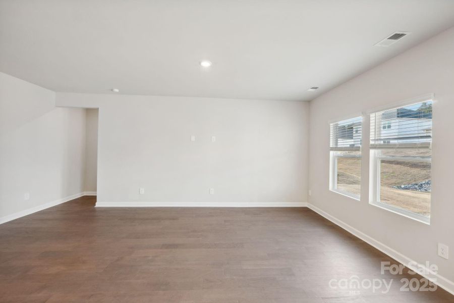 Spacious, unfurnished interior of a new home in Harper Landing, Stanley (Image 31).