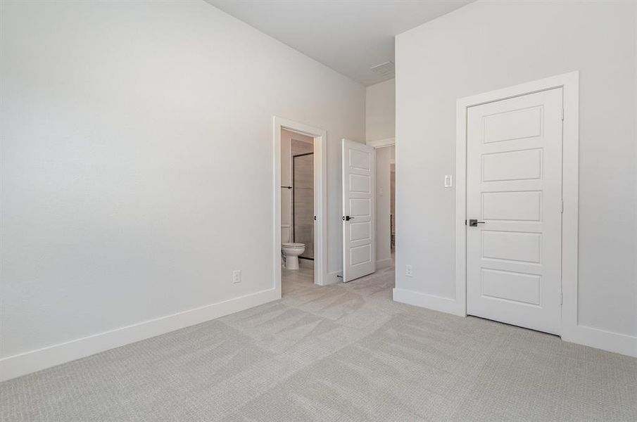 Spacious, unfurnished interior of a new home in Cambridge Crossing 50', Celina (Image 21).