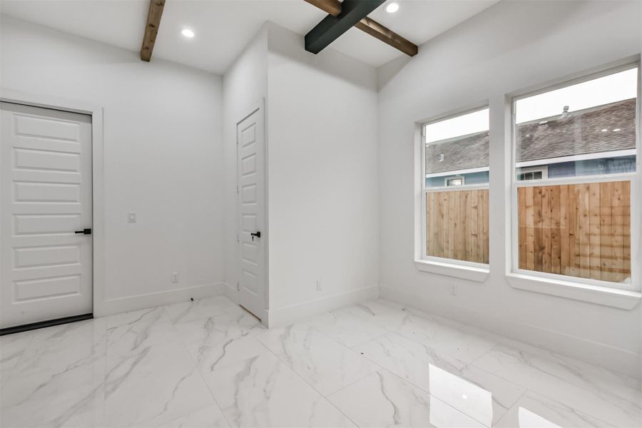 Image 36 of a home in .