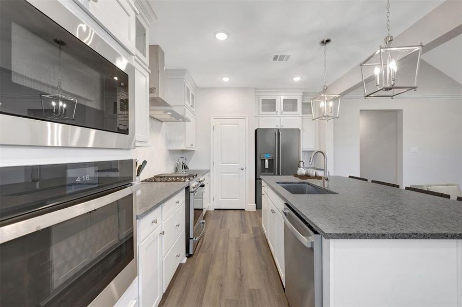 Furnished interior view inside a new home in Heritage Ranch, Sherman (Image 13).