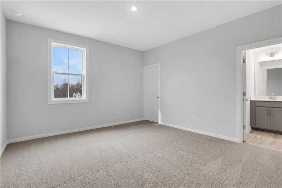 Spacious, unfurnished interior of a new home in Acacia, Cumming (Image 31).
