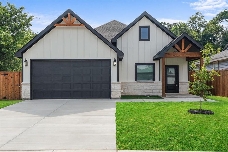 Front exterior of a new home in , Fort Worth, TX, highlighting curb appeal (Image 25).