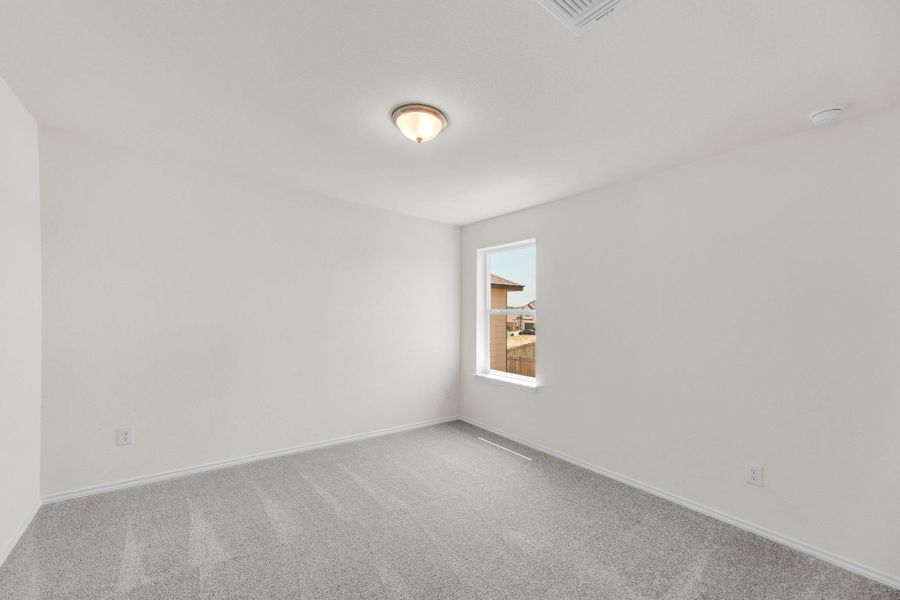 Spacious, unfurnished interior of a new home in Sonterra - Cool Water, Jarrell (Image 31).