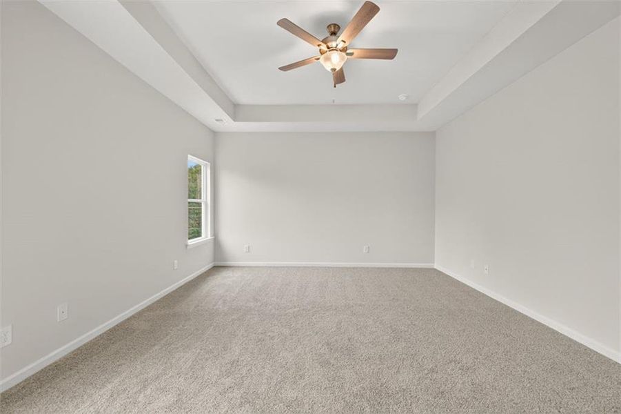 Spacious, unfurnished interior of a new home in Garrett Preserve, Douglasville (Image 44).