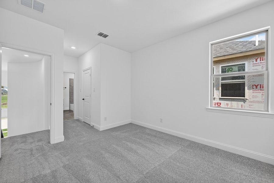 Spacious, unfurnished interior of a new home in The Ridge at Northlake, Northlake (Image 20). Spacious, unfurnished interior of a new home in The Ridge at Northlake, Northlake (Image 20).