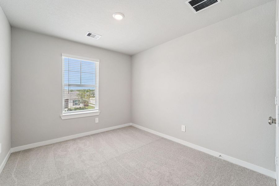 Spacious, unfurnished interior of a new home in Southwinds, Baytown (Image 41). Spacious, unfurnished interior of a new home in Southwinds, Baytown (Image 41).