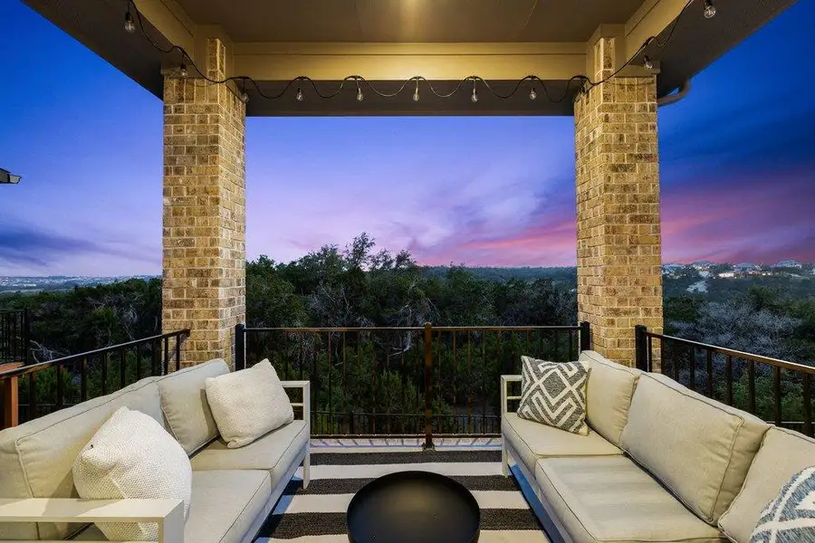 Exterior details and patio area of a home in Sweetwater - 60', Austin (Image 3).