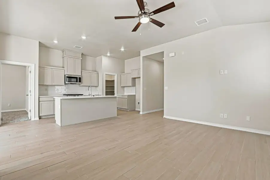 Image 43 of a home in Desert Breeze.