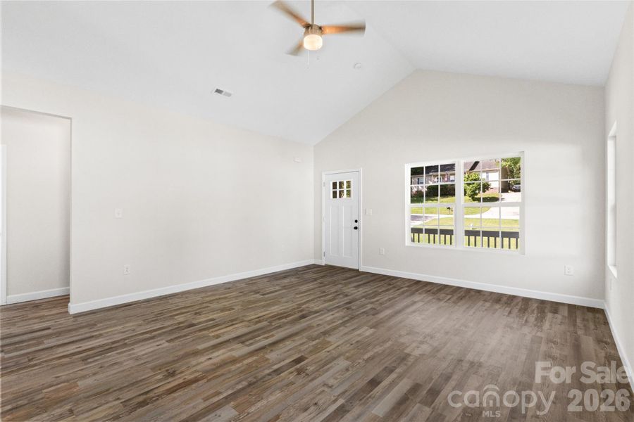Spacious, unfurnished interior of a new home in , York (Image 24).