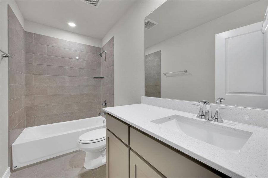 Furnished interior view inside a new home in Mercer Meadows, Royse City (Image 10).