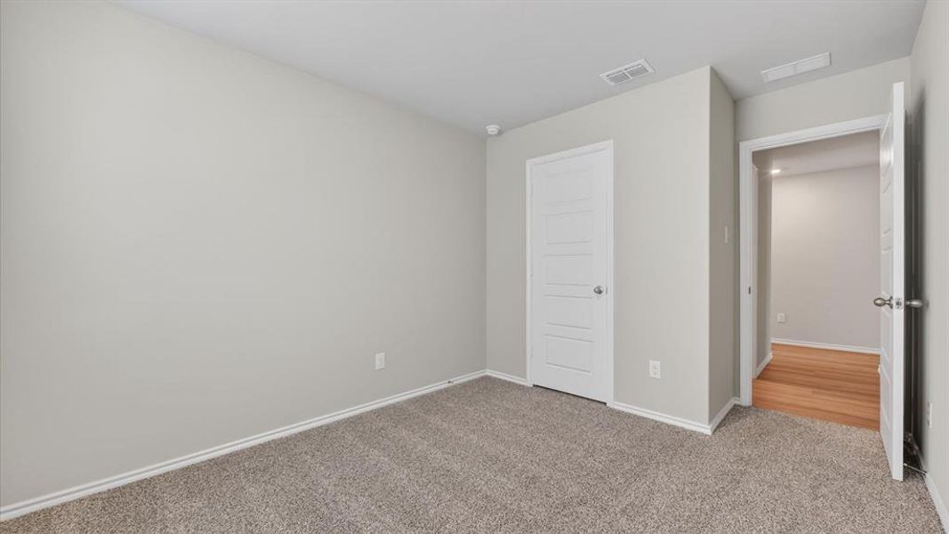 Spacious, unfurnished interior of a new home in Longhorn Estates, Fort Worth (Image 23). Spacious, unfurnished interior of a new home in Longhorn Estates, Fort Worth (Image 23).