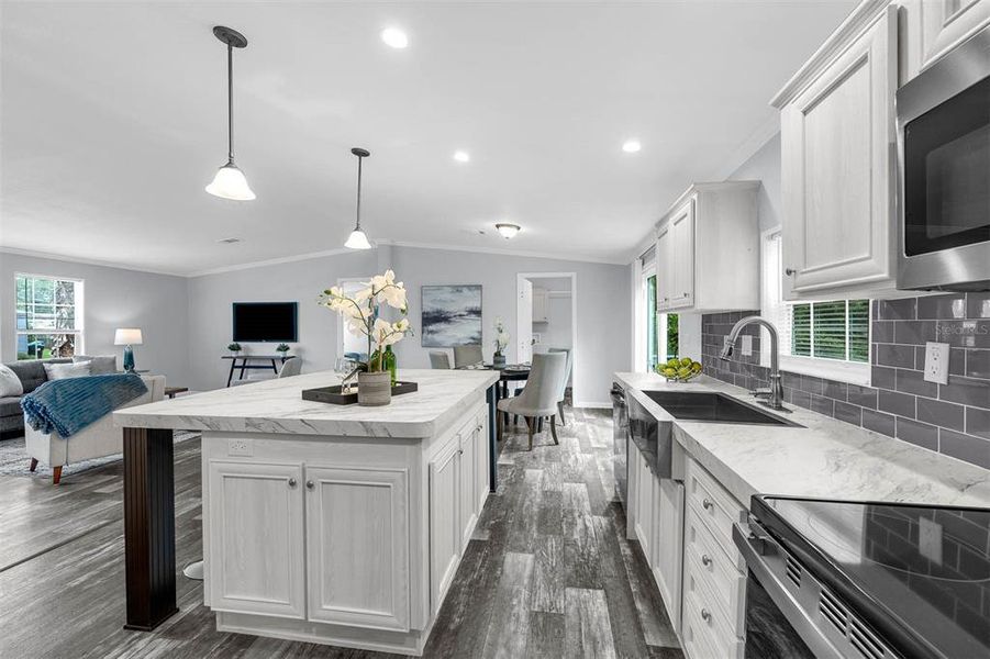 Furnished interior view inside a new home in , Orlando (Image 6).