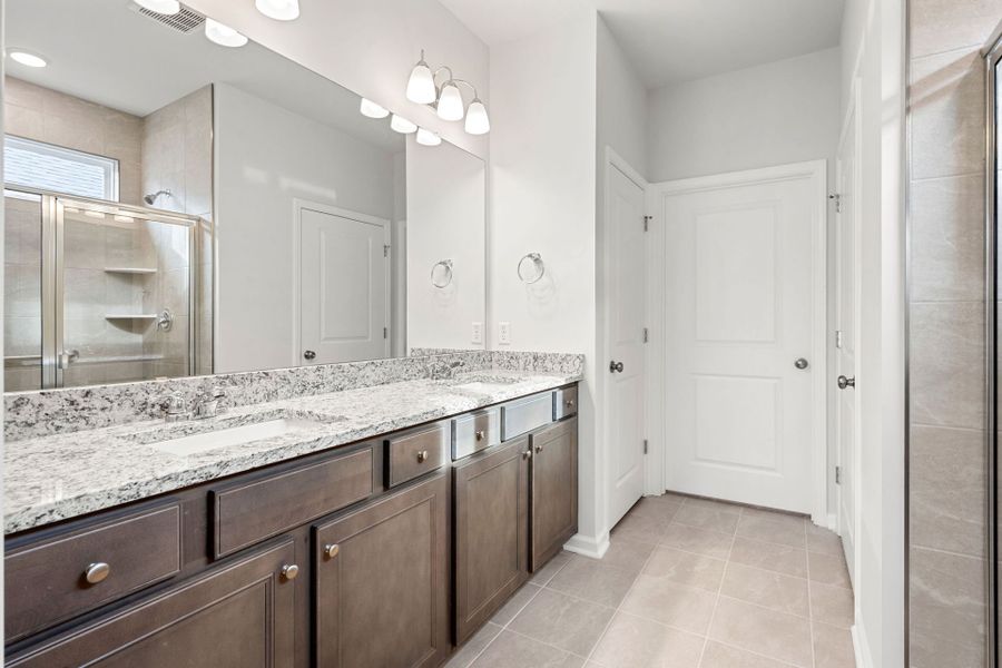 Furnished interior view inside a new home in Del Webb Savannah at Heartwood, Richmond Hill (Image 9).