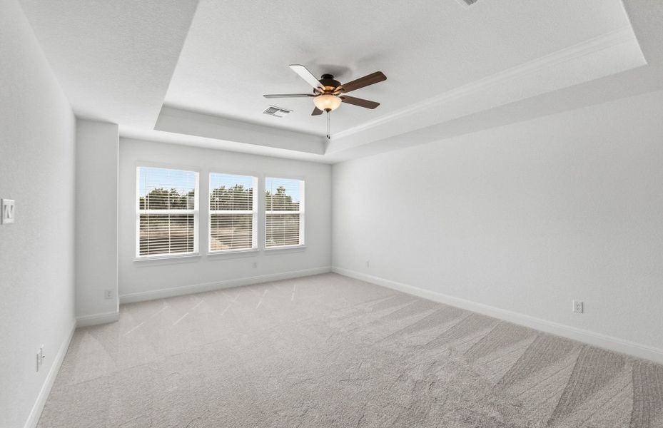 Spacious, unfurnished interior of a new home in Horizon Lake, Leander (Image 18). Spacious, unfurnished interior of a new home in Horizon Lake, Leander (Image 18).