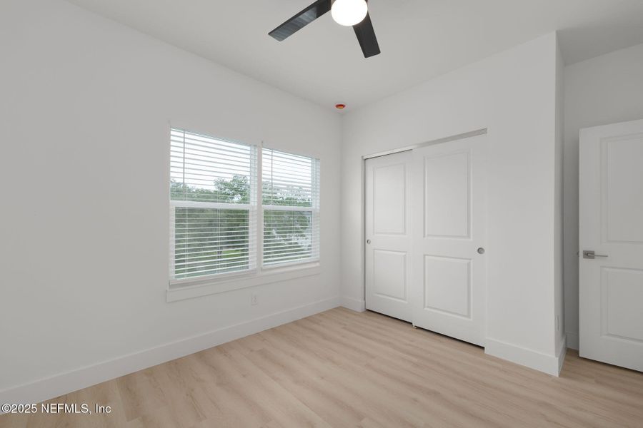 Spacious, unfurnished interior of a new home in , St. Augustine (Image 9).