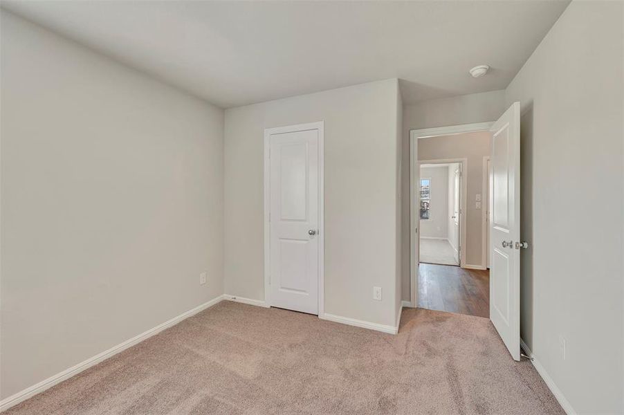 Spacious, unfurnished interior of a new home in Forest Park, Princeton (Image 30).