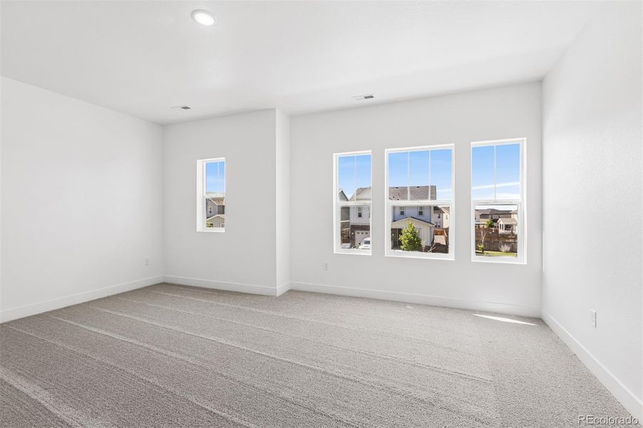 Spacious, unfurnished interior of a new home in Painted Prairie Cottage, Aurora (Image 31).