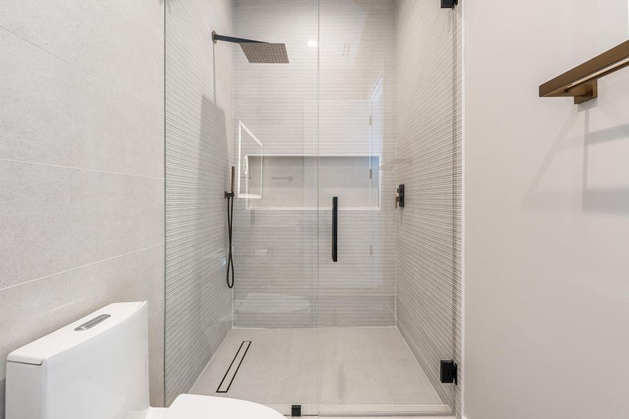 Image 33 of a home in . Image 33 of a home in .