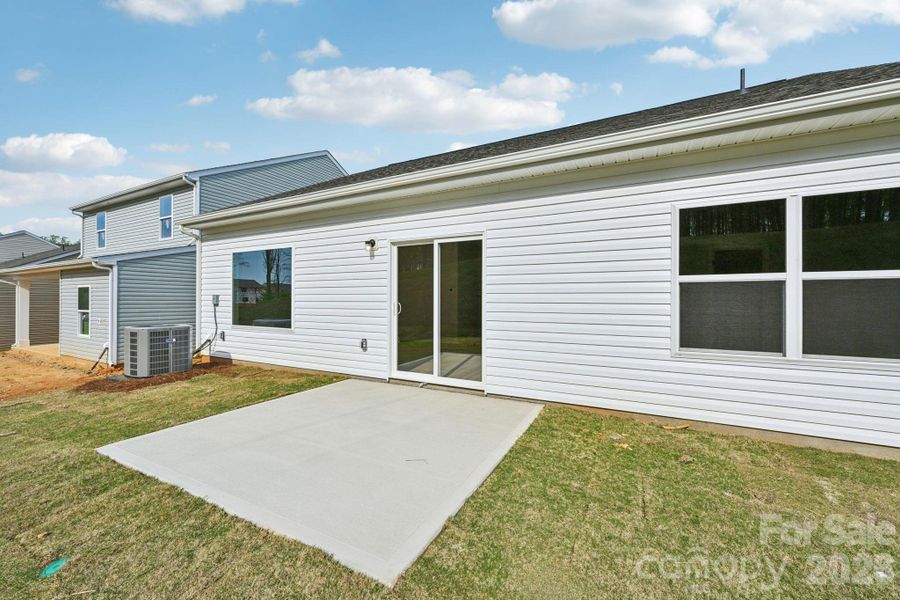 Exterior details and patio area of a home in Willow Estates, Shelby (Image 20).