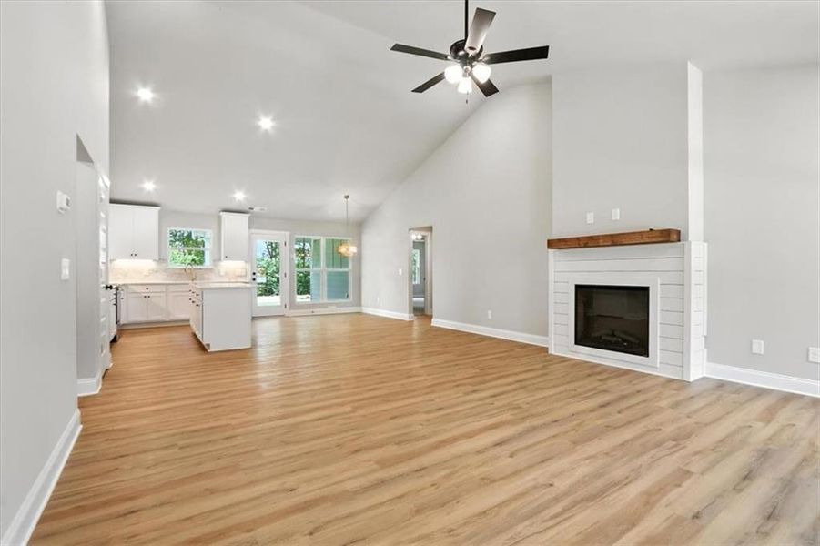Spacious, unfurnished interior of a new home in , Hartwell (Image 31).