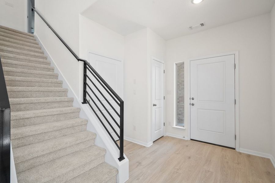 Spacious, unfurnished interior of a new home in Crosswinds, Kyle (Image 27). Spacious, unfurnished interior of a new home in Crosswinds, Kyle (Image 27).