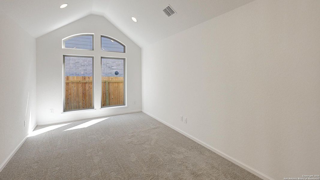 Spacious, unfurnished interior of a new home in Arcadia Ridge 50', San Antonio (Image 20). Spacious, unfurnished interior of a new home in Arcadia Ridge 50', San Antonio (Image 20).