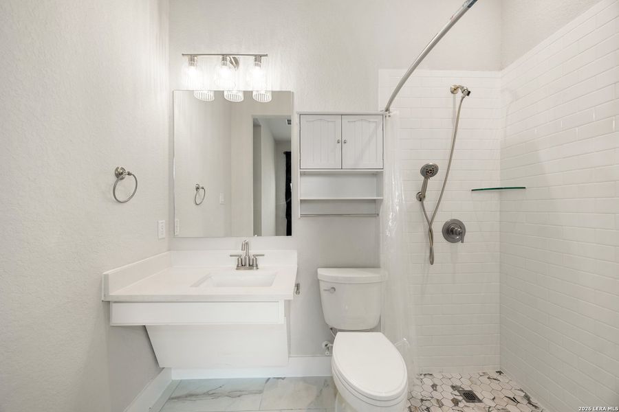 Furnished interior view inside a new home in Ventana, Bulverde (Image 15).