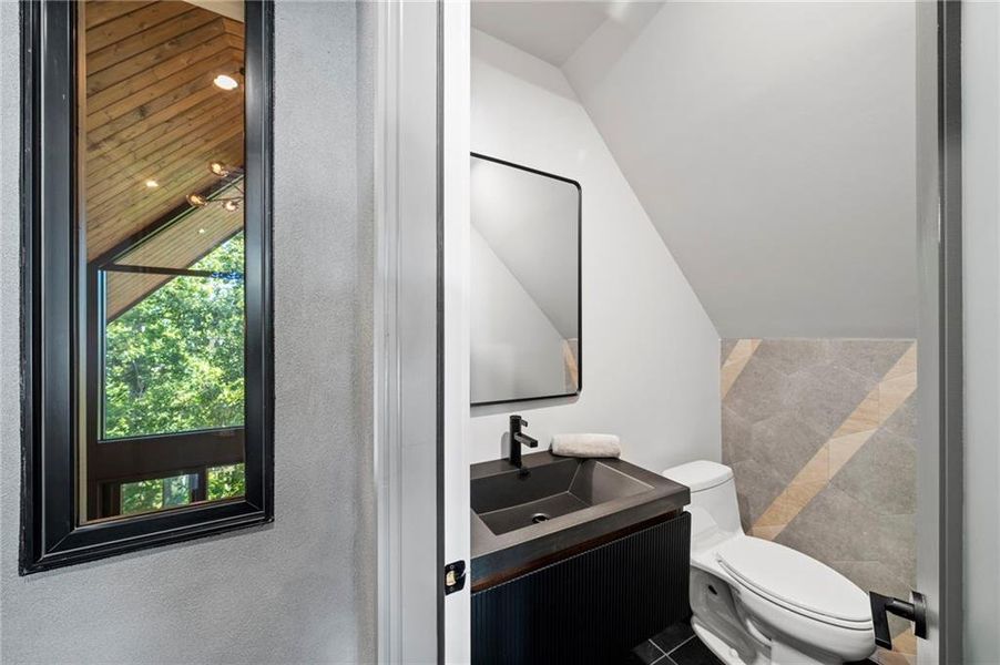 Furnished interior view inside a new home in , Atlanta (Image 81).