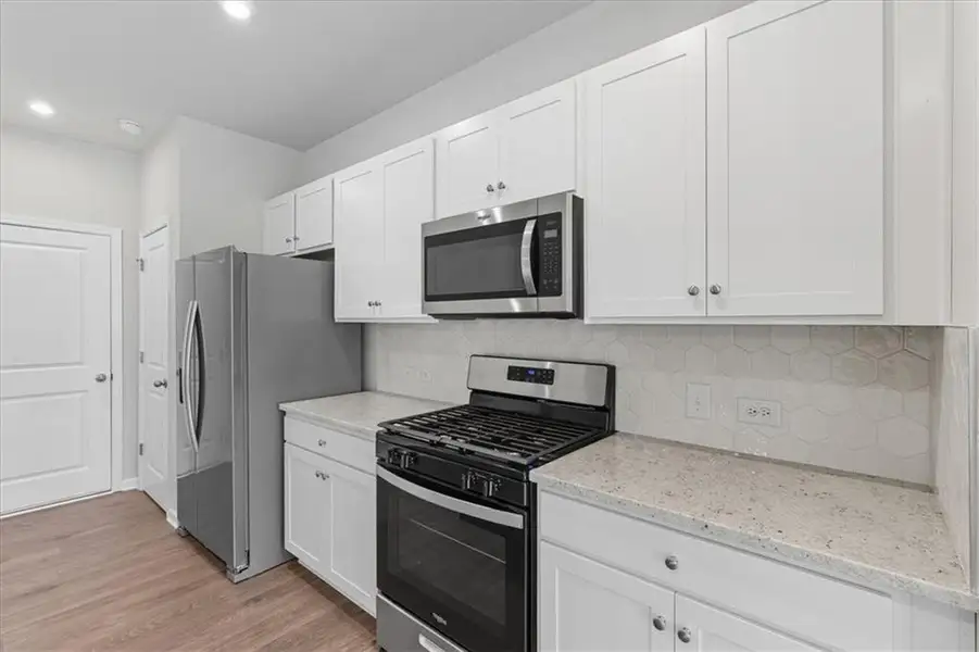 Furnished interior view inside a new home in Park Center Pointe, Austell (Image 7).
