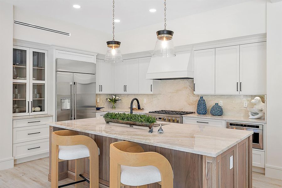 2D floor plan layout of this home in , Tequesta, FL (Image 4).