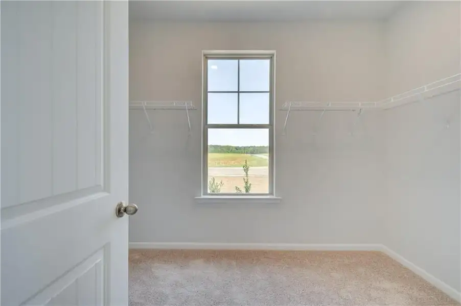 Spacious, unfurnished interior of a new home in Brighton, Locust Grove (Image 15).