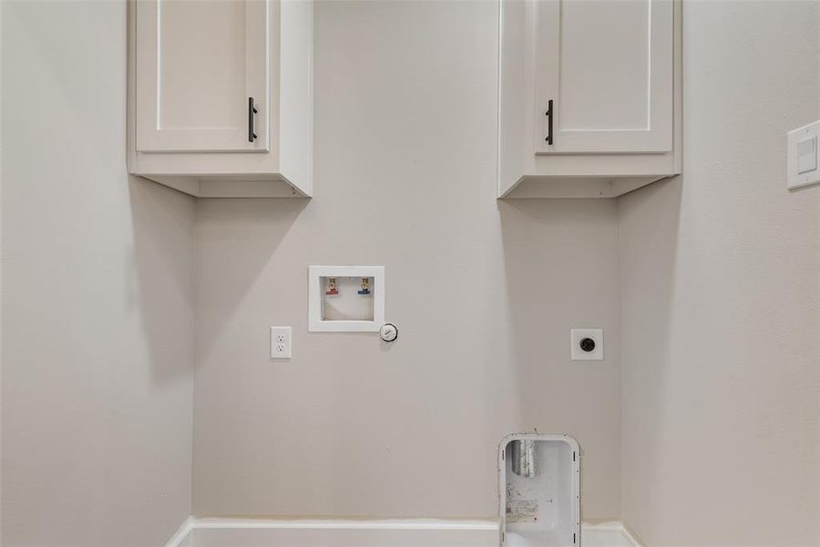 Close-up of interior finishes inside a home in , Dallas (Image 10). Close-up of interior finishes inside a home in , Dallas (Image 10).