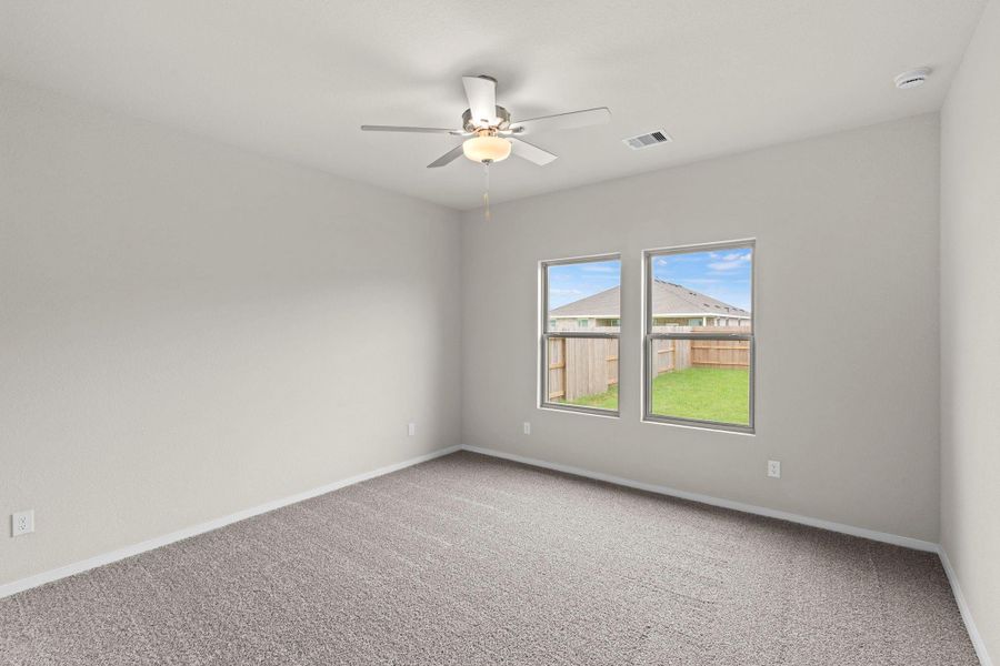 Spacious, unfurnished interior of a new home in Windrose Green, Angleton (Image 12).