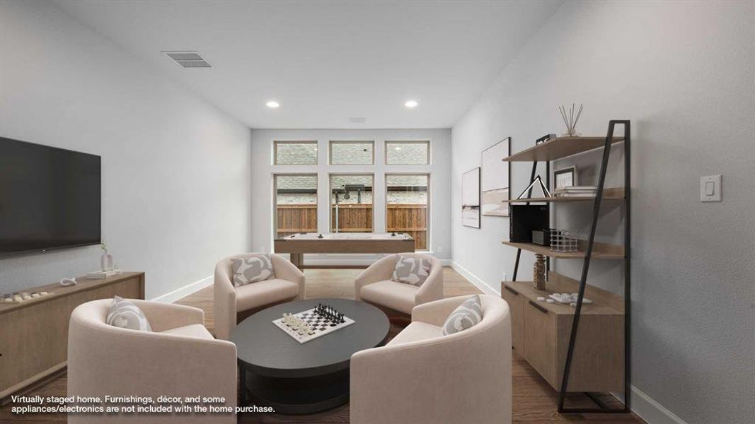 Furnished interior view inside a new home in Myrtle Creek 71', Waxahachie (Image 9). Furnished interior view inside a new home in Myrtle Creek 71', Waxahachie (Image 9).