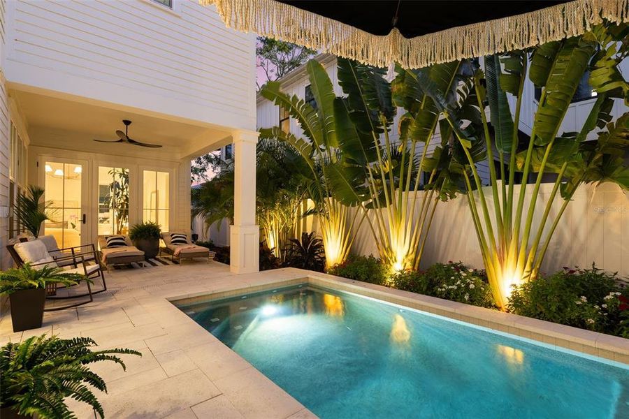 Exterior details and patio area of a home in , St. Petersburg (Image 22).