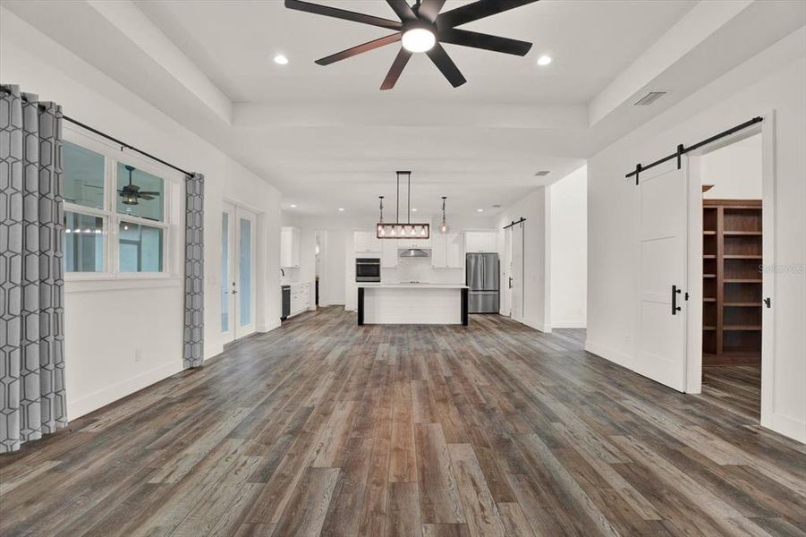 Spacious, unfurnished interior of a new home in , Dade City (Image 23). Spacious, unfurnished interior of a new home in , Dade City (Image 23).