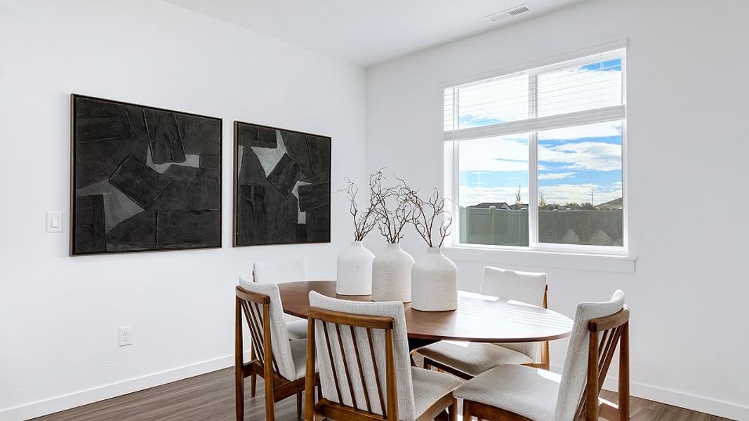 West Core P013 Maple Dining F1