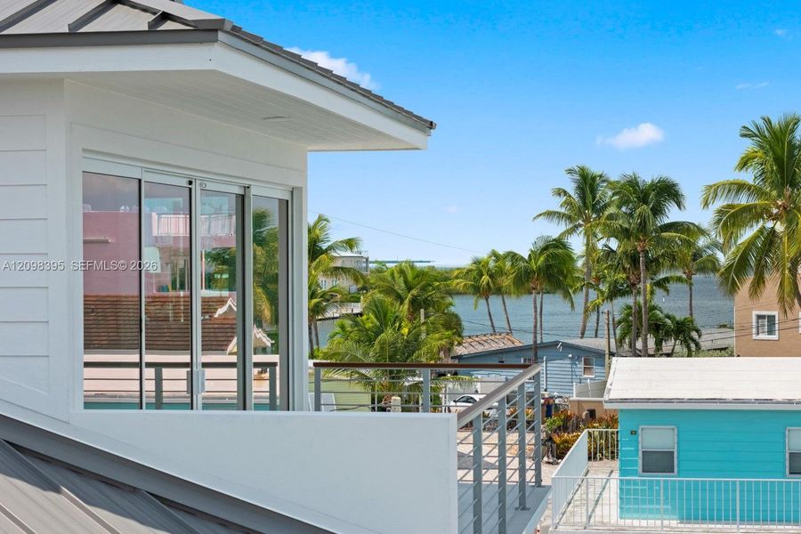 Exterior details and patio area of a home in , Key Largo (Image 35).