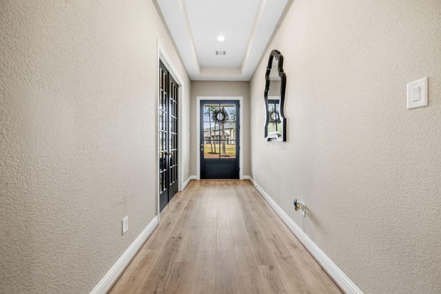 This is the main entry area/foyer area where you will greet your guests!