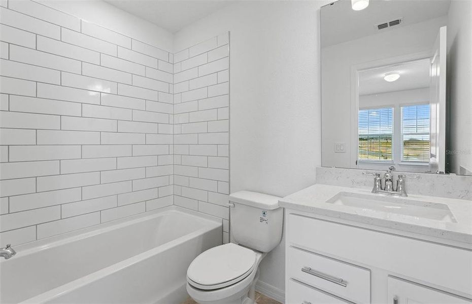 Furnished interior view inside a new home in Silverlake, Lake Alfred (Image 5).