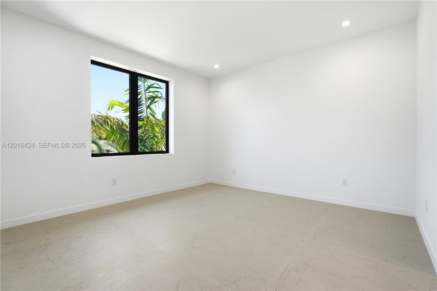 Spacious, unfurnished interior of a new home in , North Miami (Image 23).