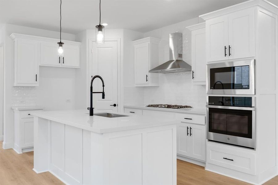 1525 Ginger Lane 1525 Ginger Lane