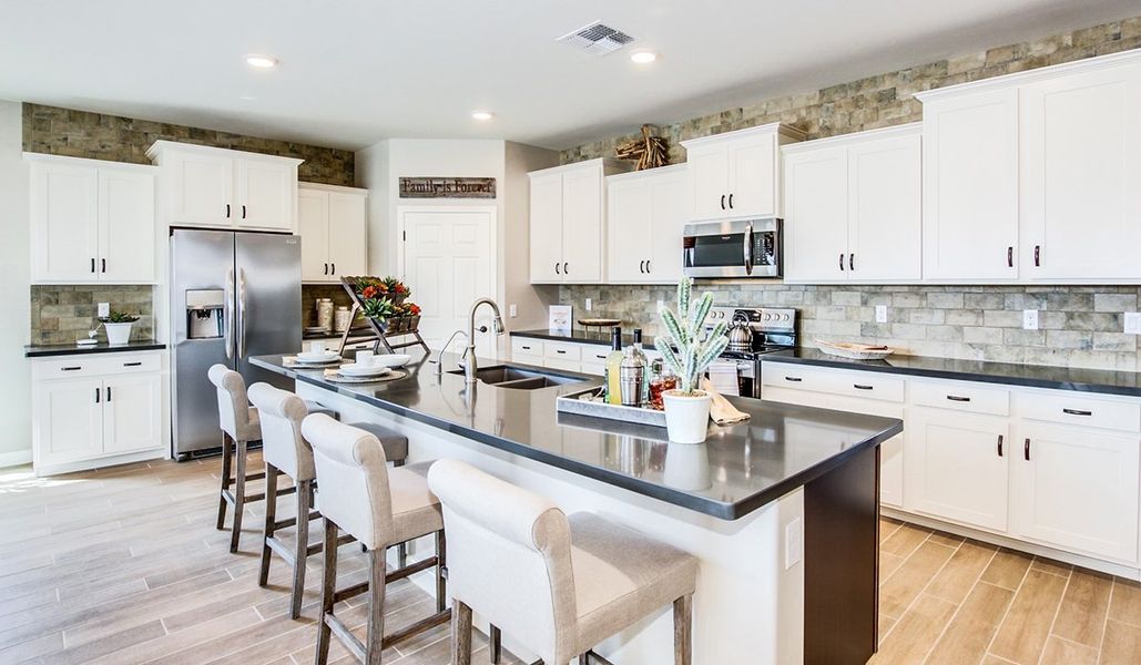 Furnished interior view inside a new home in Sycamore Vista, Vail (Image 12).
