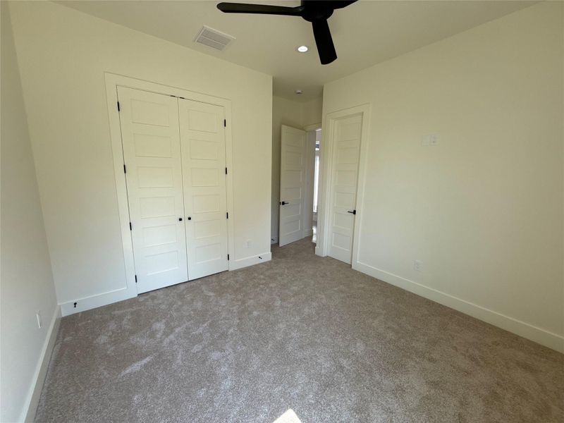 Spacious, unfurnished interior of a new home in , Livingston (Image 38).