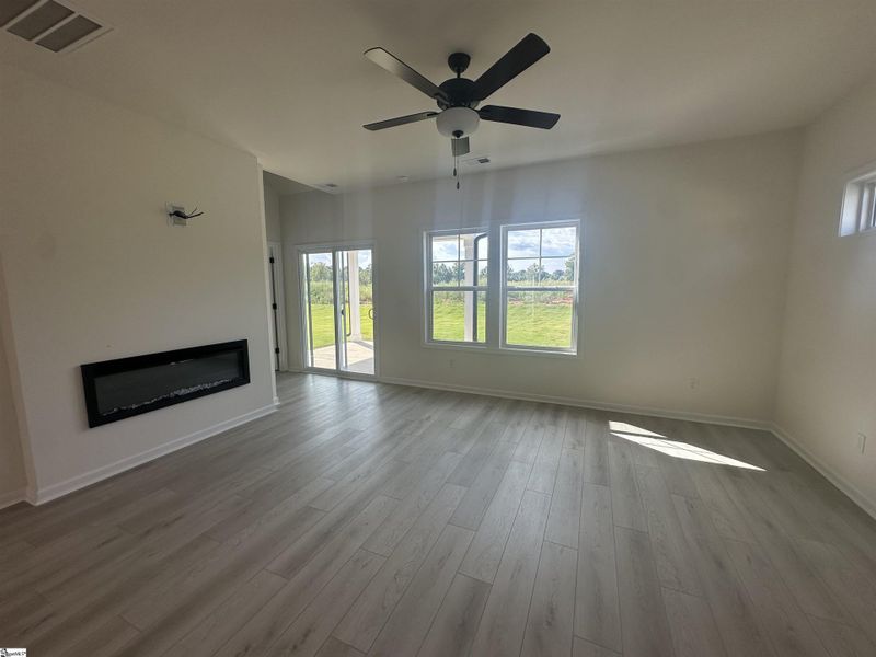 Spacious, unfurnished interior of a new home in Shiloh Trail, Wellford (Image 20). Spacious, unfurnished interior of a new home in Shiloh Trail, Wellford (Image 20).