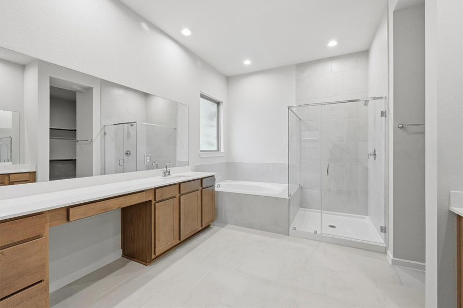 Furnished interior view inside a new home in Canterra Creek  60', Iowa Colony (Image 5).